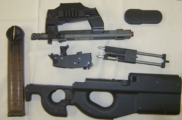 FN P90, неполная разборка